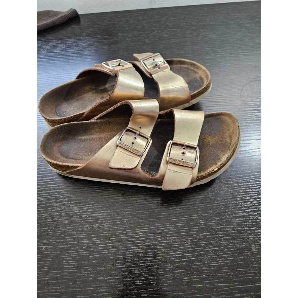 Birkenstock‎ Arizona Metallic Rose Gold Leather Two Strap Sandals Slides Womens